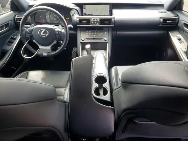 JTHBA1D24K5090815 2019 LEXUS IS - Image 8