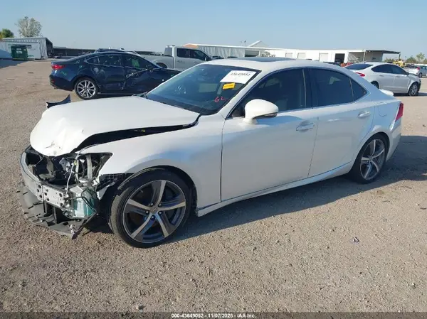 JTHBA1D24K5098140 2019 LEXUS IS - Image 2