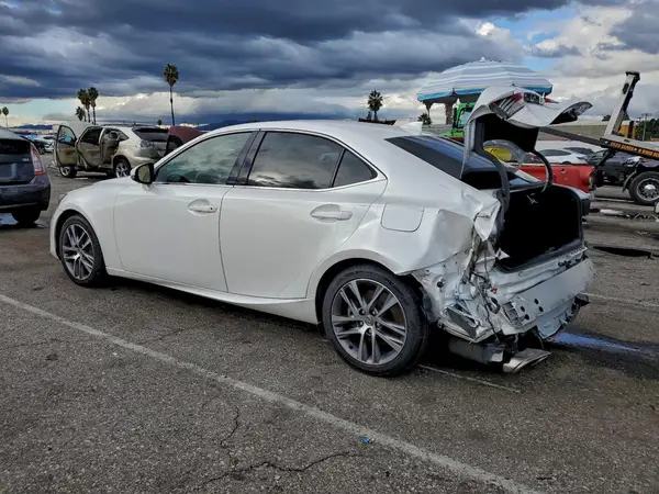 JTHBA1D24K5098218 2019 LEXUS IS - Image 2