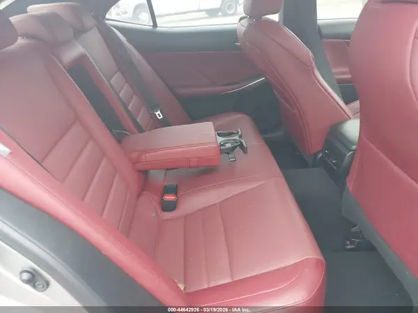 JTHBA1D24K5100226 2019 LEXUS IS - Image 8