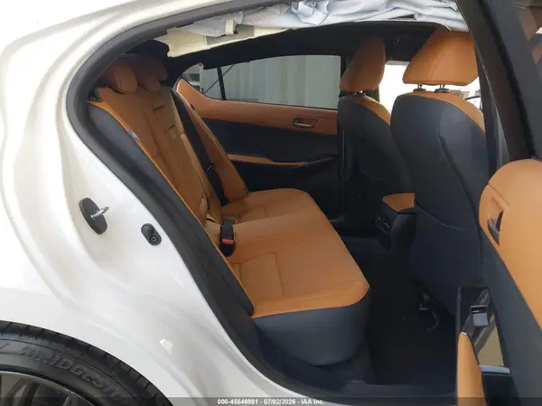 JTHBA1D24S5135638 2025 LEXUS IS - Image 8