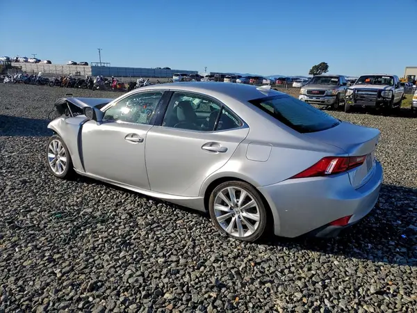JTHBA1D25G5002118 2016 LEXUS IS - Image 2