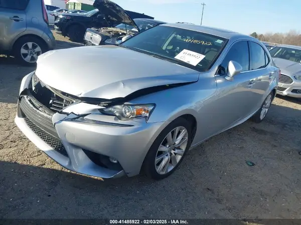 JTHBA1D25G5002863 2016 LEXUS IS - Image 2