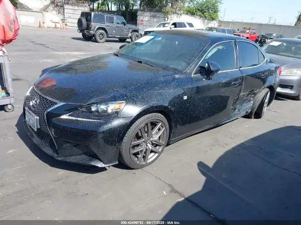 JTHBA1D25G5008582 2016 LEXUS IS - Image 2