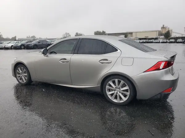 JTHBA1D25G5009702 2016 LEXUS IS - Image 2