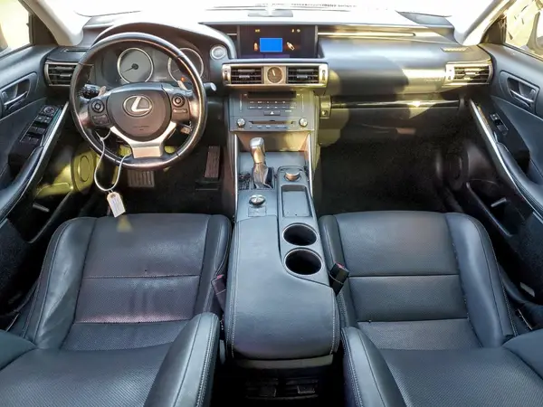 JTHBA1D25G5009702 2016 LEXUS IS - Image 8