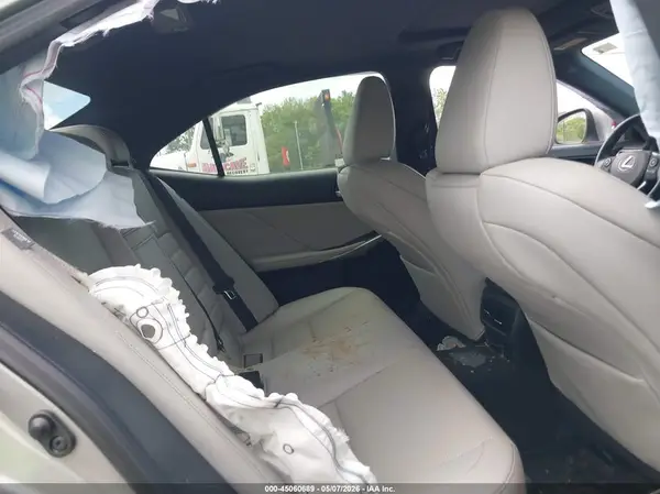 JTHBA1D25G5013488 2016 LEXUS IS - Image 8
