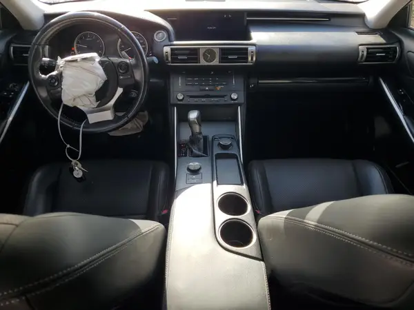 JTHBA1D25G5013653 2016 LEXUS IS - Image 8