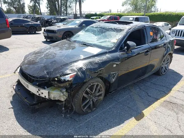 JTHBA1D25G5018965 2016 LEXUS IS - Image 2