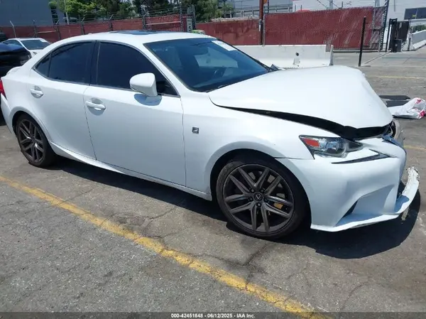 JTHBA1D25G5021588 2016 LEXUS IS - Image 1