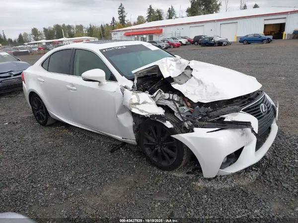 JTHBA1D25G5022823 2016 LEXUS IS - Image 1