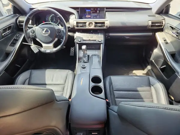 JTHBA1D25G5027276 2016 LEXUS IS - Image 8