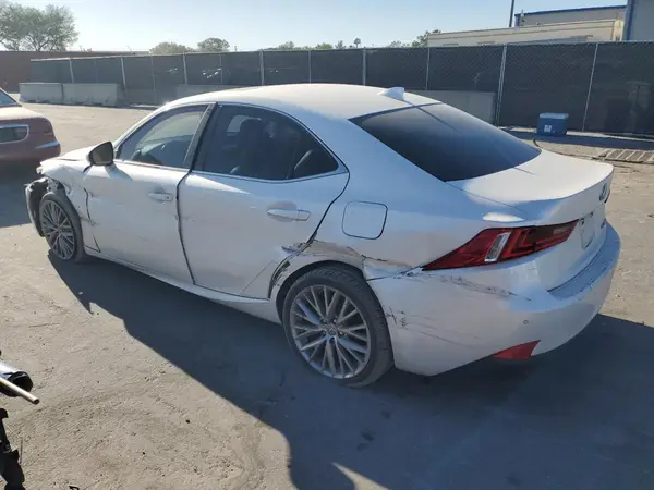 JTHBA1D25G5028590 2016 LEXUS IS - Image 2
