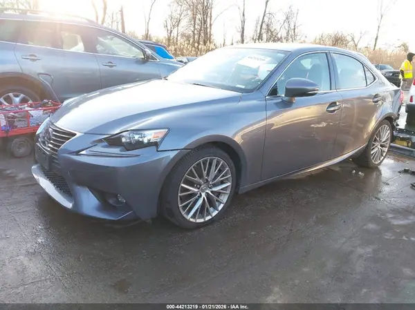 JTHBA1D25G5034390 2016 LEXUS IS - Image 2