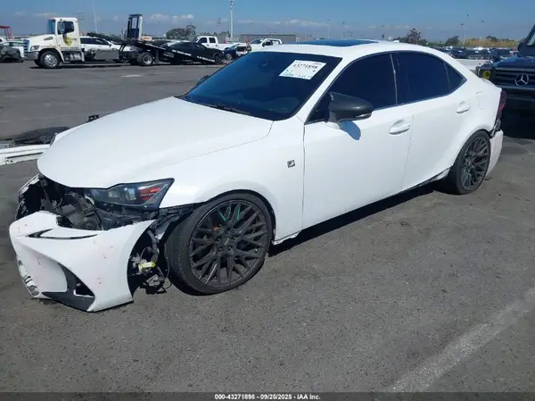JTHBA1D25H5039011 2017 LEXUS IS - Image 2