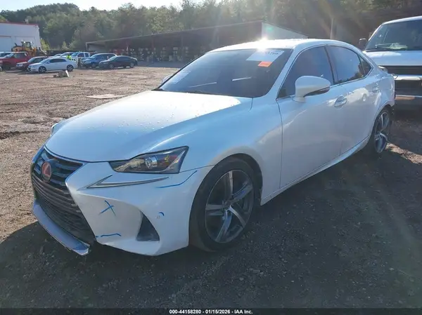 JTHBA1D25H5040689 2017 LEXUS IS - Image 2