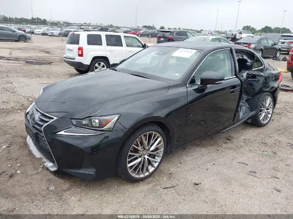 JTHBA1D25H5041230 2017 LEXUS IS - Image 2