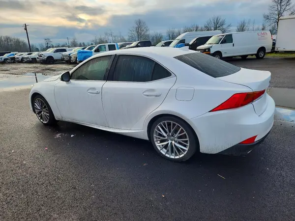 JTHBA1D25H5041390 2017 LEXUS IS - Image 2
