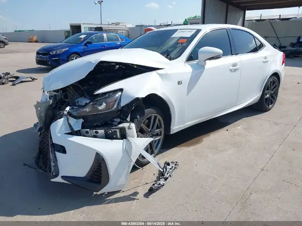 JTHBA1D25H5041762 2017 LEXUS IS - Image 2