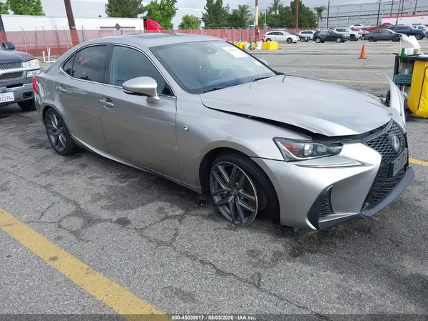JTHBA1D25H5043480 2017 LEXUS IS - Image 1