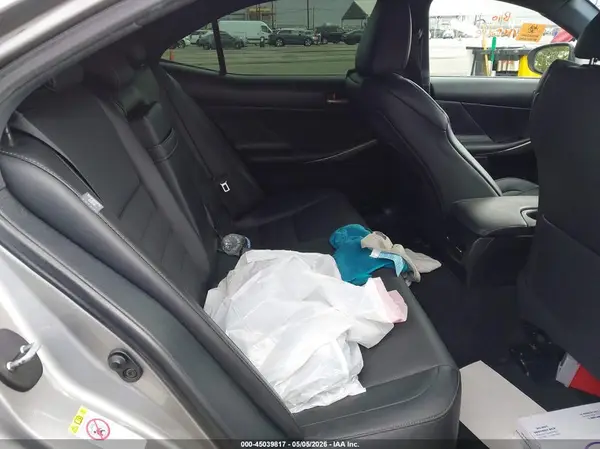 JTHBA1D25H5043480 2017 LEXUS IS - Image 8