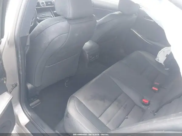 JTHBA1D25H5045939 2017 LEXUS IS - Image 8