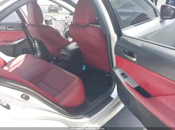 JTHBA1D25H5046721 2017 LEXUS IS - Image 8