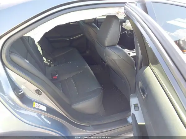 JTHBA1D25H5051529 2017 LEXUS IS - Image 8
