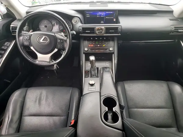 JTHBA1D25H5054804 2017 LEXUS IS - Image 8
