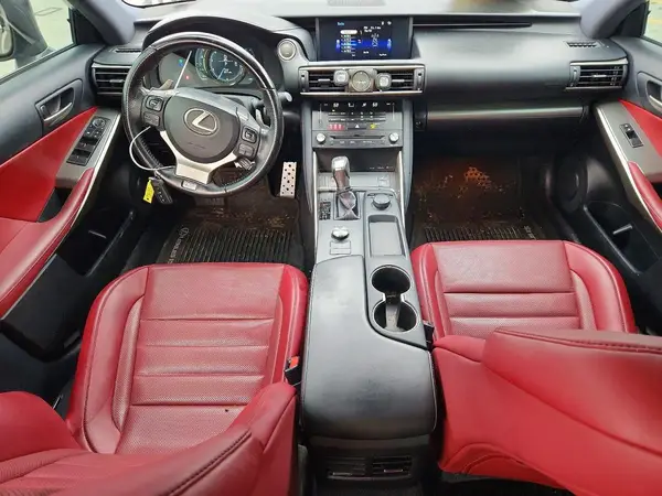 JTHBA1D25H5060120 2017 LEXUS IS - Image 8