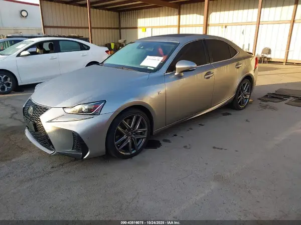 JTHBA1D25J5062701 2018 LEXUS IS - Image 2
