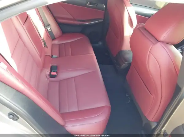 JTHBA1D25J5062701 2018 LEXUS IS - Image 8