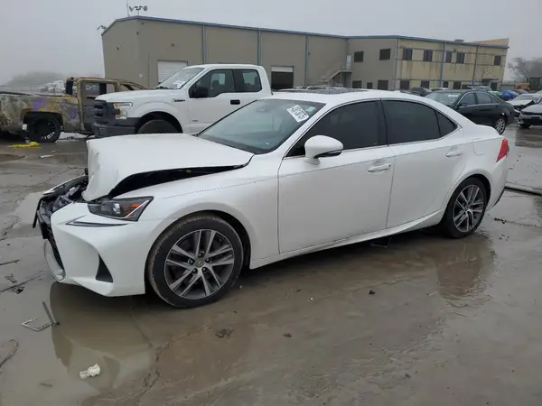 JTHBA1D25J5068563 2018 LEXUS IS - Image 1