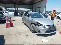 JTHBA1D25J5069082 2018 LEXUS IS