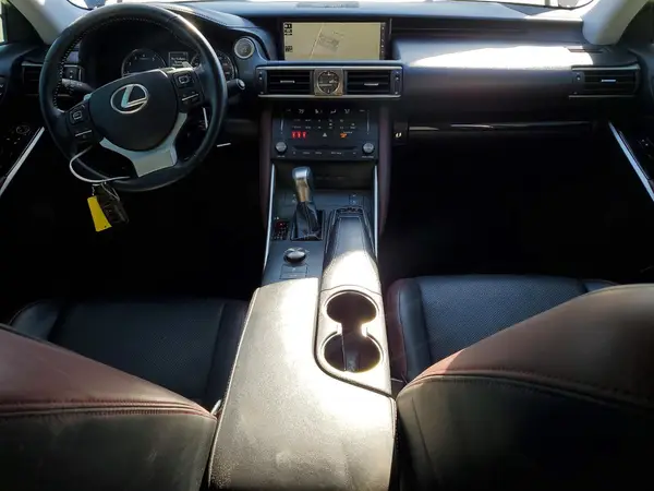 JTHBA1D25J5073164 2018 LEXUS IS - Image 8