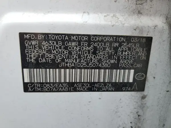 JTHBA1D25J5074380 2018 LEXUS IS - Image 4