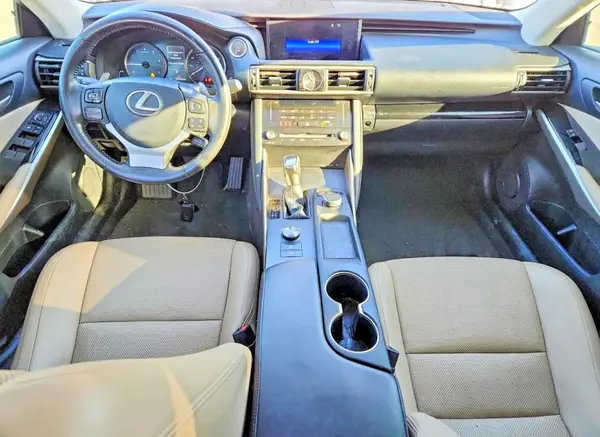 JTHBA1D25J5078798 2018 LEXUS IS - Image 8