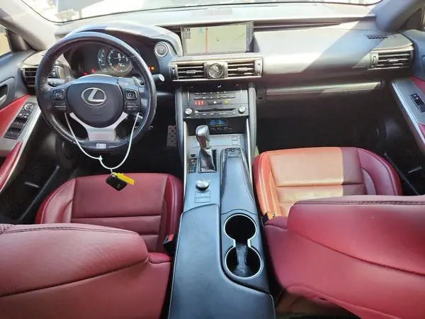 JTHBA1D25J5080972 2018 LEXUS IS - Image 8