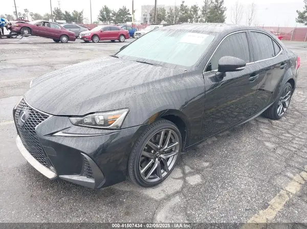 JTHBA1D25K5084117 2019 LEXUS IS - Image 2