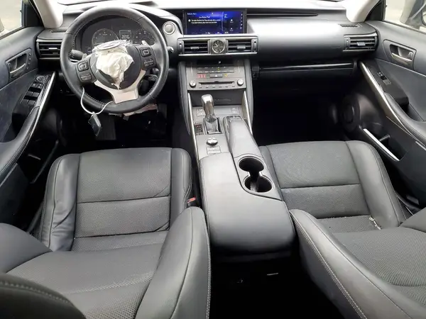 JTHBA1D25K5085333 2019 LEXUS IS - Image 8