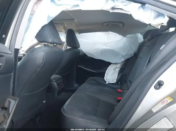 JTHBA1D25K5086742 2019 LEXUS IS - Image 8