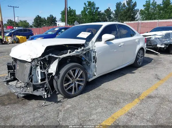 JTHBA1D25K5088037 2019 LEXUS IS - Image 2
