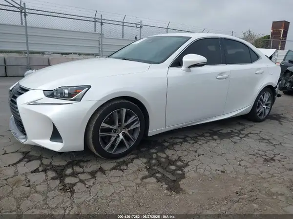 JTHBA1D25K5088670 2019 LEXUS IS - Image 2