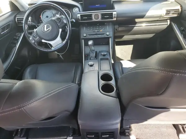 JTHBA1D26G5004380 2016 LEXUS IS - Image 8