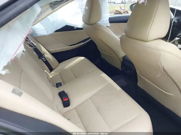 JTHBA1D26G5005853 2016 LEXUS IS - Image 8