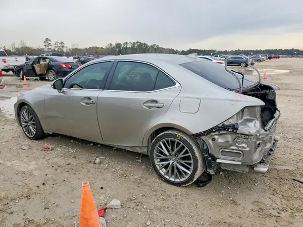 JTHBA1D26G5005867 2016 LEXUS IS - Image 2