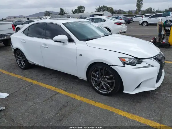 JTHBA1D26G5008428 2016 LEXUS IS - Image 1