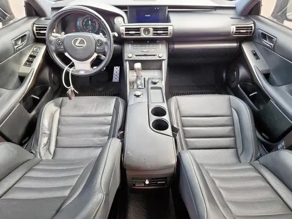 JTHBA1D26G5009546 2016 LEXUS IS - Image 8