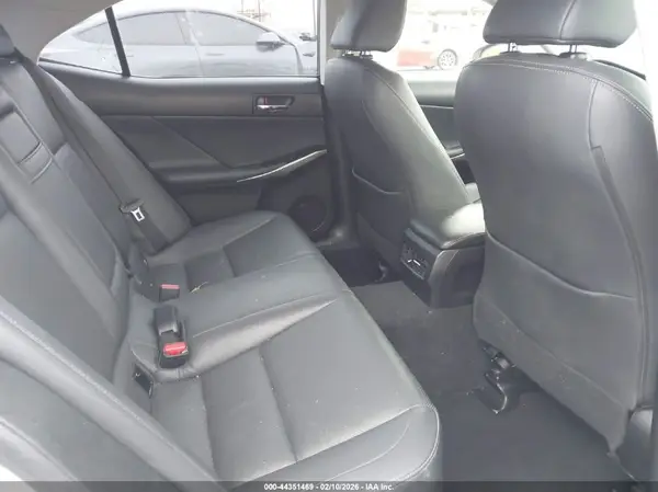 JTHBA1D26G5014410 2016 LEXUS IS - Image 8