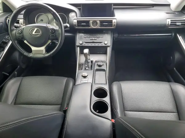 JTHBA1D26G5018876 2016 LEXUS IS - Image 8